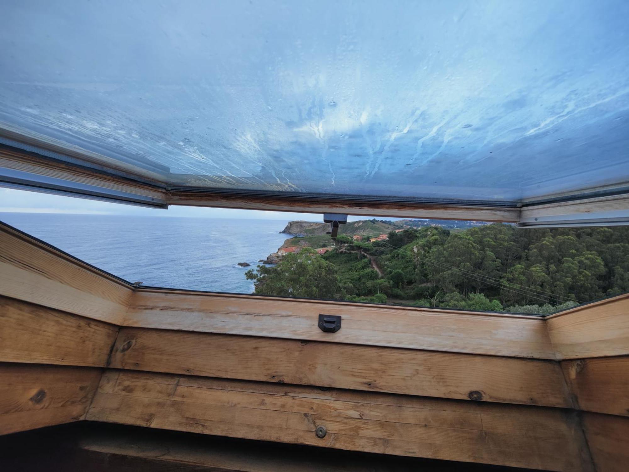 Bonito Duplex Con Vistas Al Mar Apartment Комилас Екстериор снимка